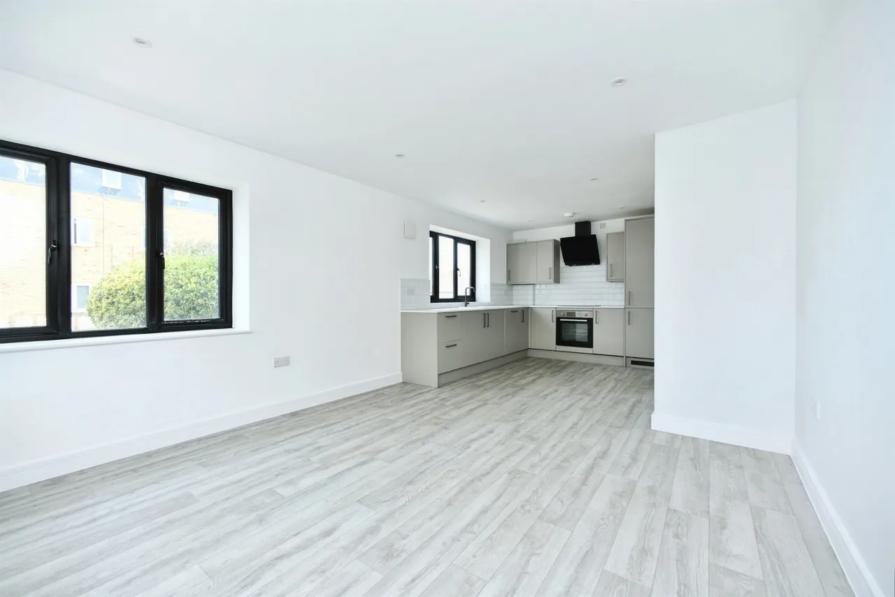 South Coast Road, Peacehaven, photo 5