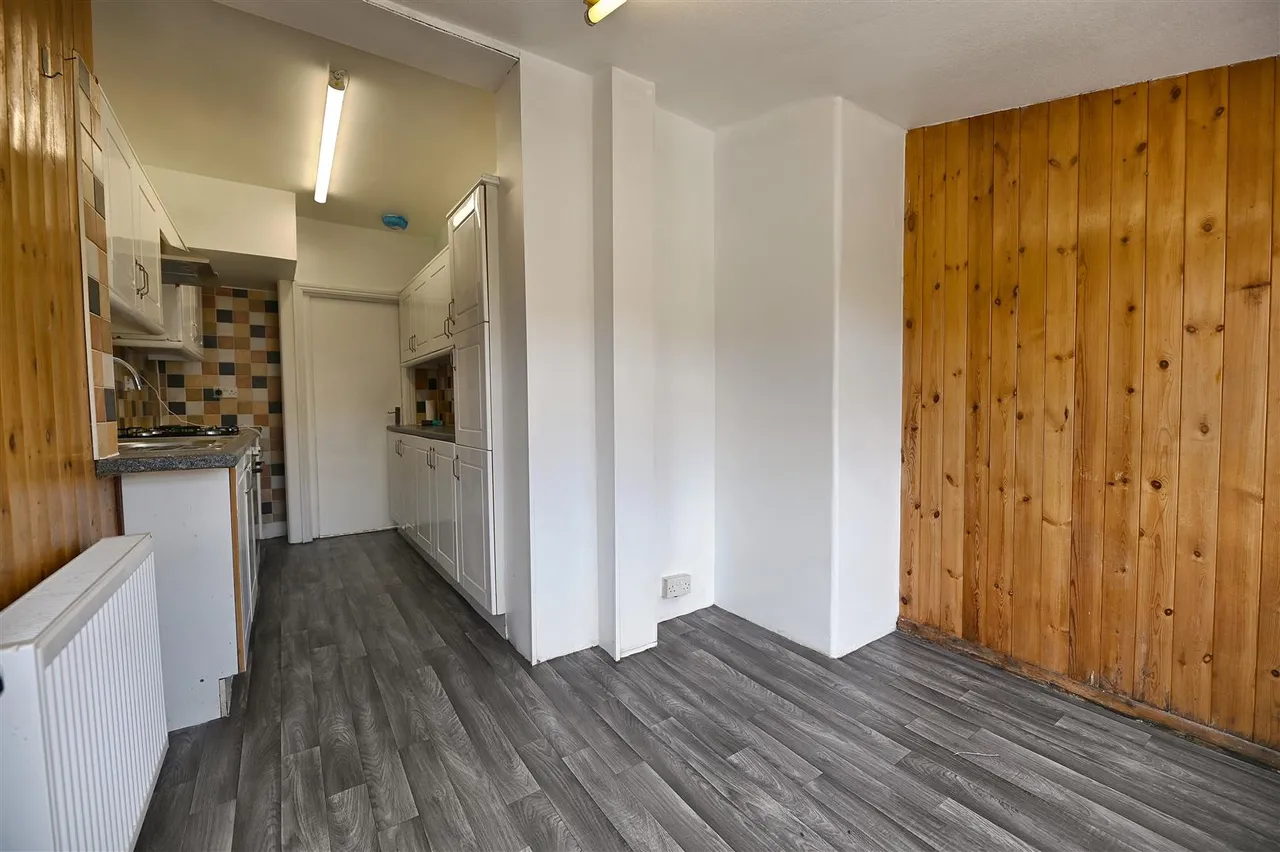 Sydney Road, Barkingside, Essex, Ilford, IG62ED, photo 7