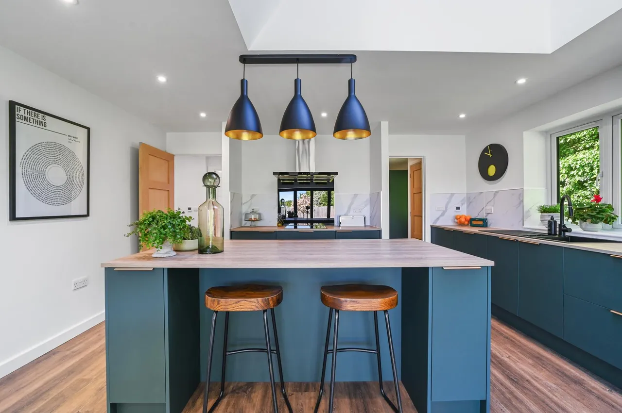 Harwich Road, Lawford, photo 9