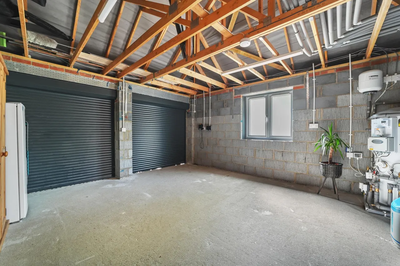 Harwich Road, Lawford, photo 27
