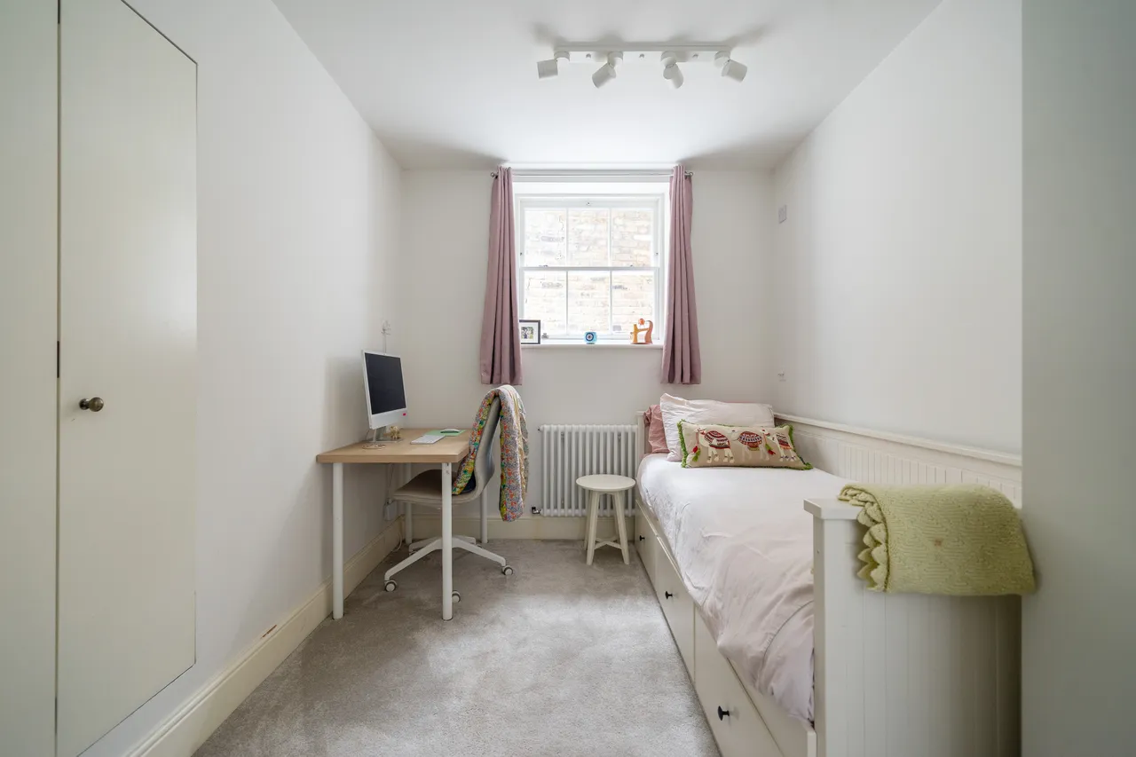 Putney Hill, London, SW15, photo 11