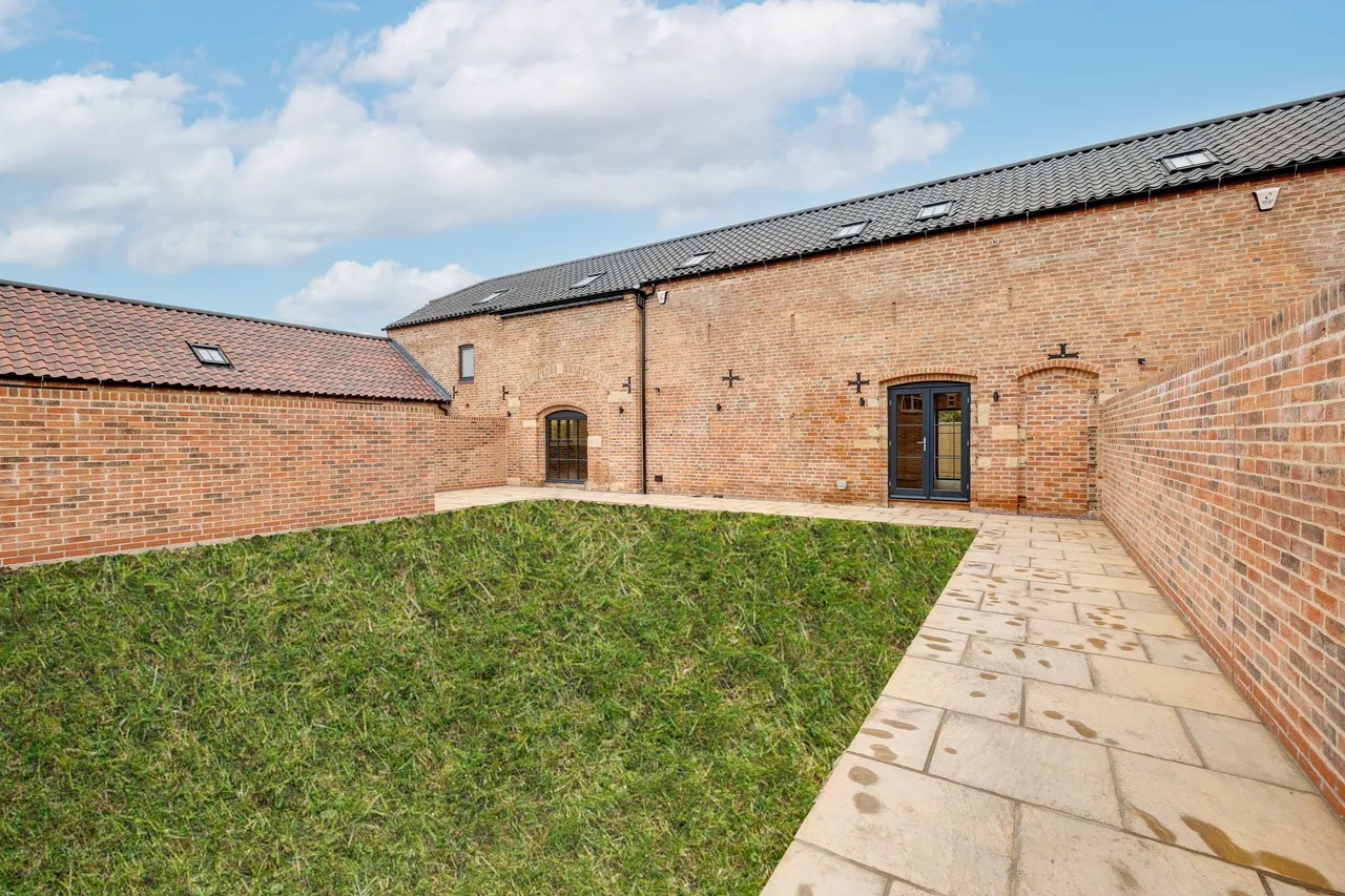 'The Granary', Post Office Lane, Redmile, photo 26