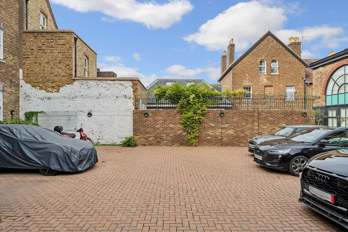Kew Foot Road, Richmond, TW9, photo 20