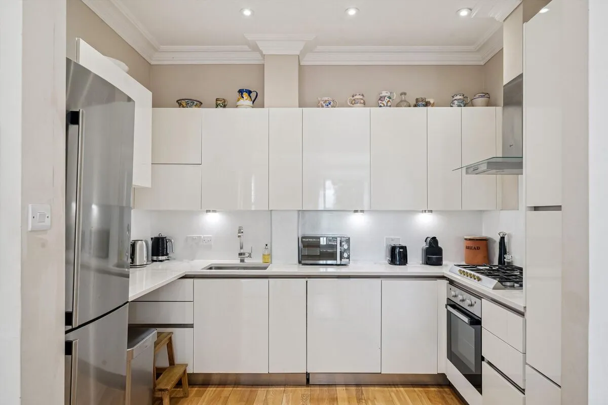 Kew Foot Road, Richmond, TW9, photo 2