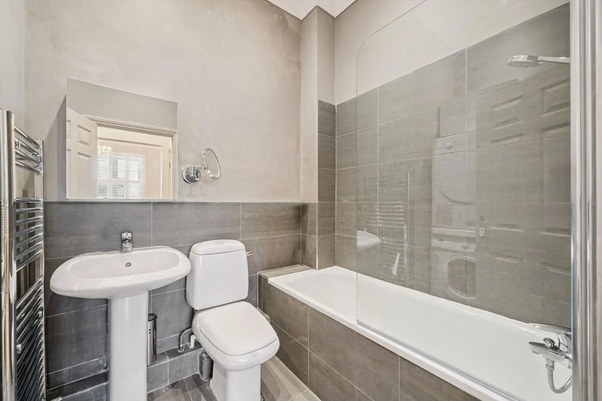 Kew Foot Road, Richmond, TW9, photo 19