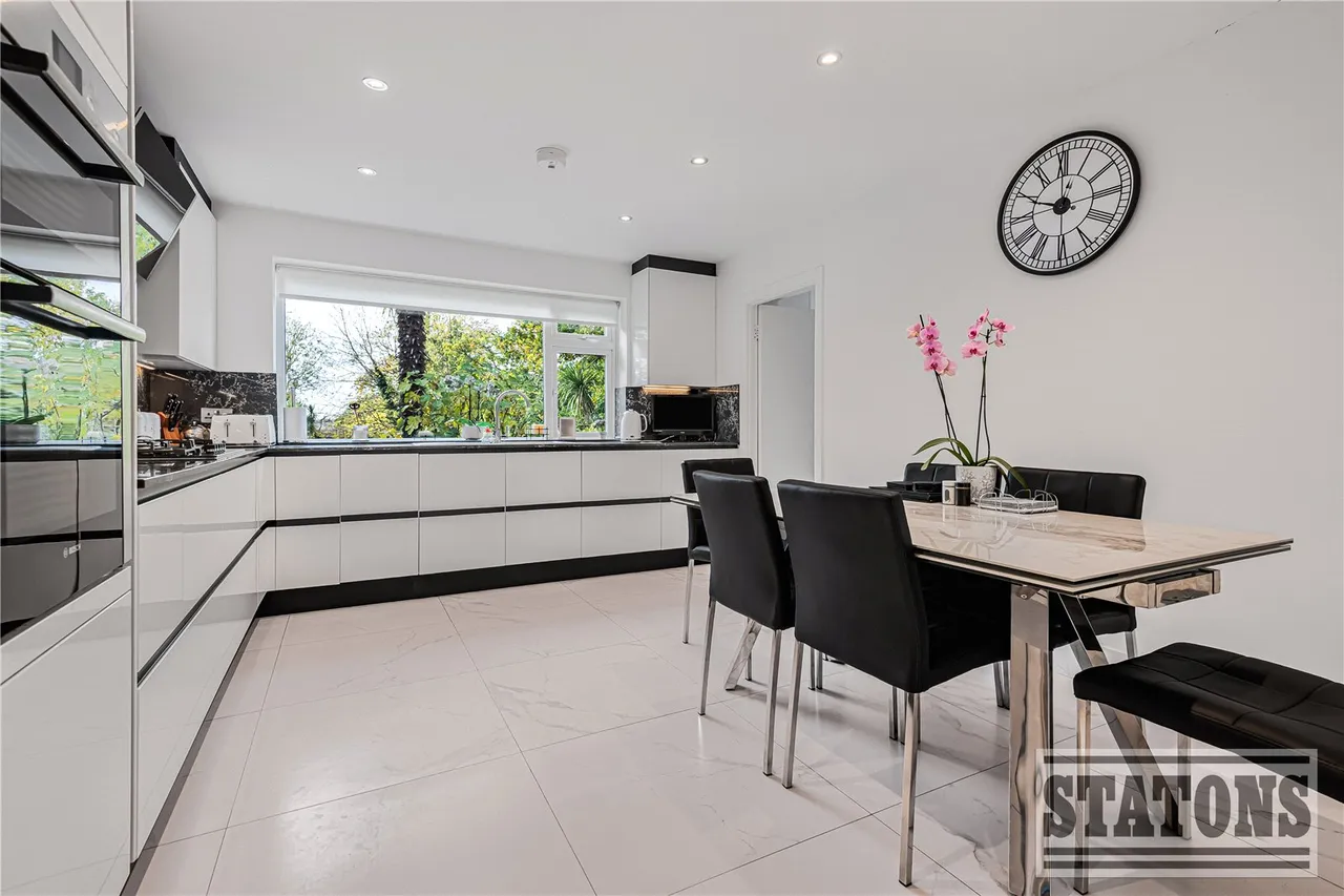 Cockfosters Road, Hadley Wood, EN4 0JT, photo 4