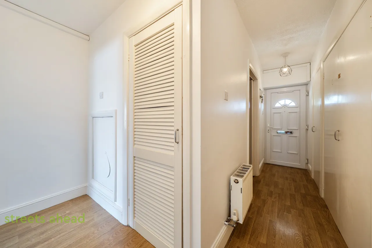Selhurst Road, London, SE25, photo 8