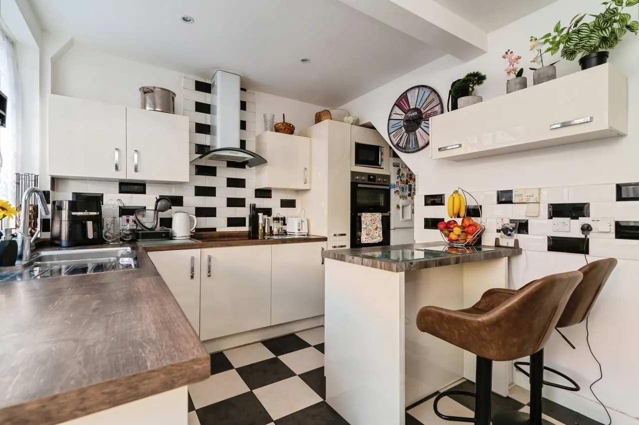 Cosby Road, NOTTINGHAM, Nottinghamshire, NG2, photo 16
