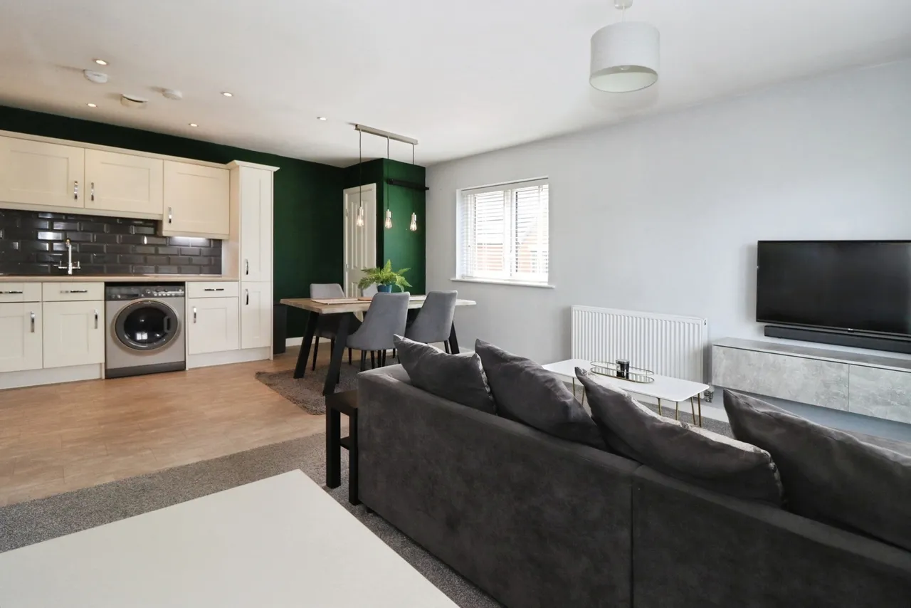 Oaktree Avenue, Pucklechurch, Bristol, BS16, photo 12