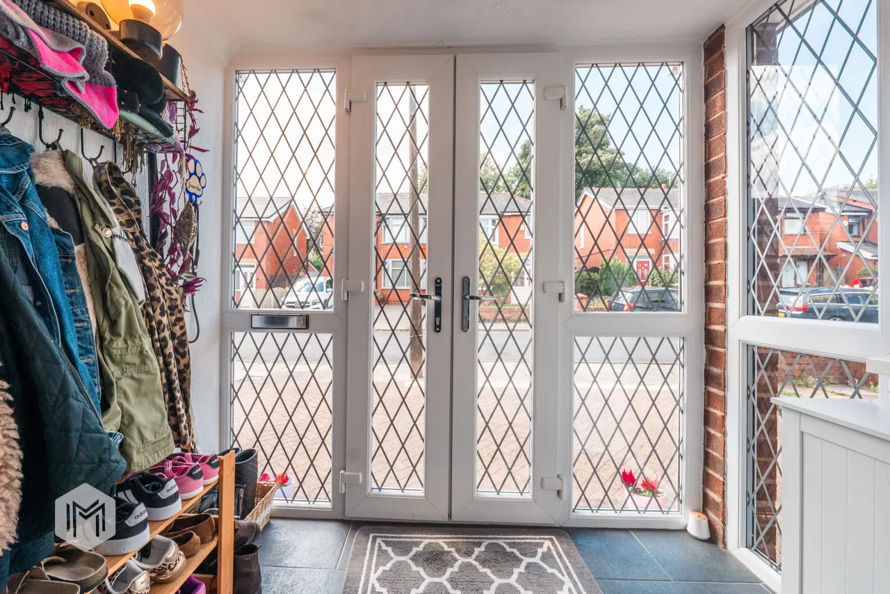 Ainsdale Avenue, Bury, BL8 2RW, photo 16