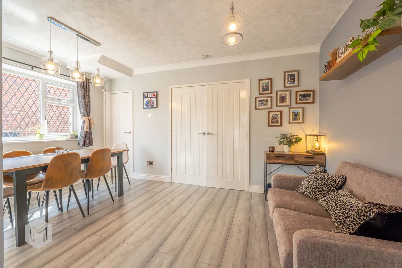 Ainsdale Avenue, Bury, BL8 2RW, photo 7
