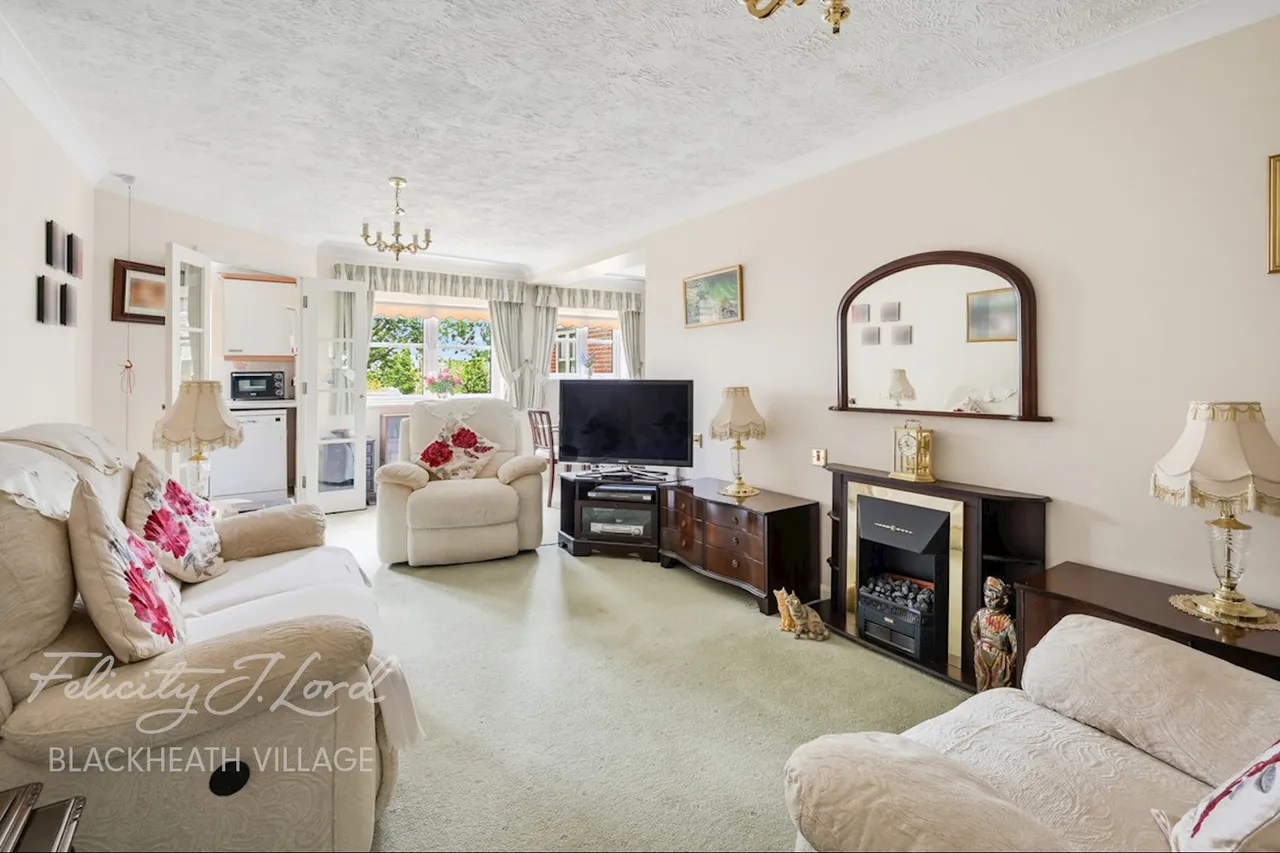 Marvels Lane, London, SE12, photo 5