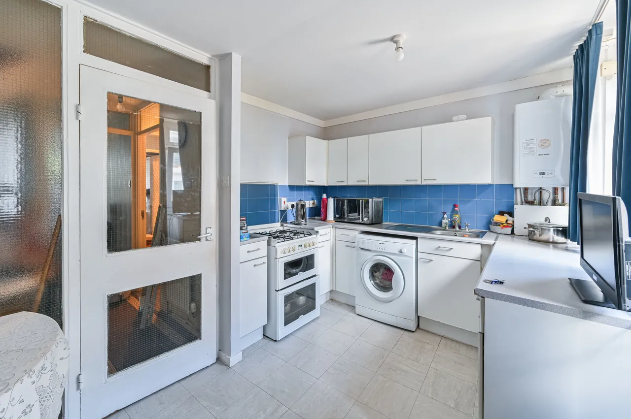 41 Burrow House, Stockwell Park Road, London, photo 3