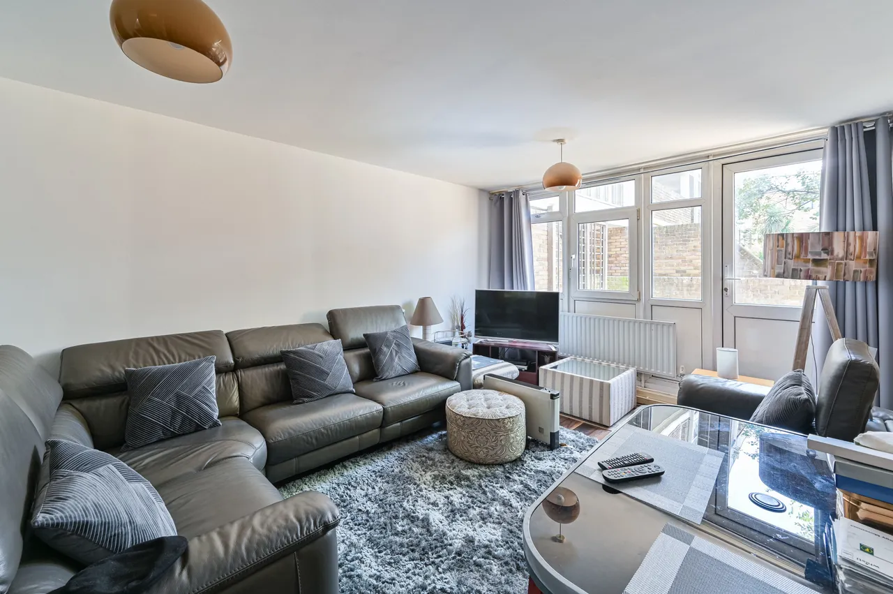 41 Burrow House, Stockwell Park Road, London, photo 2