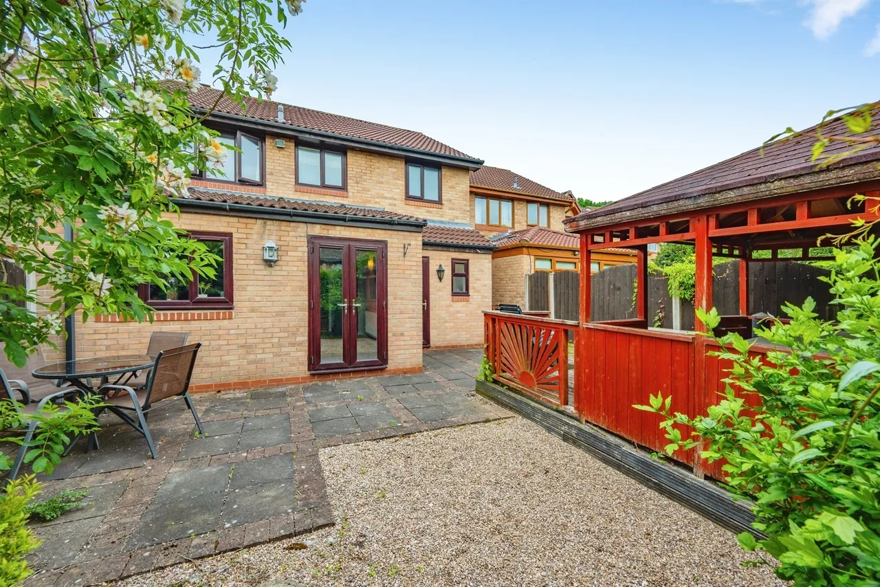Redwood Drive, Burton-On-Trent, DE15, photo 28