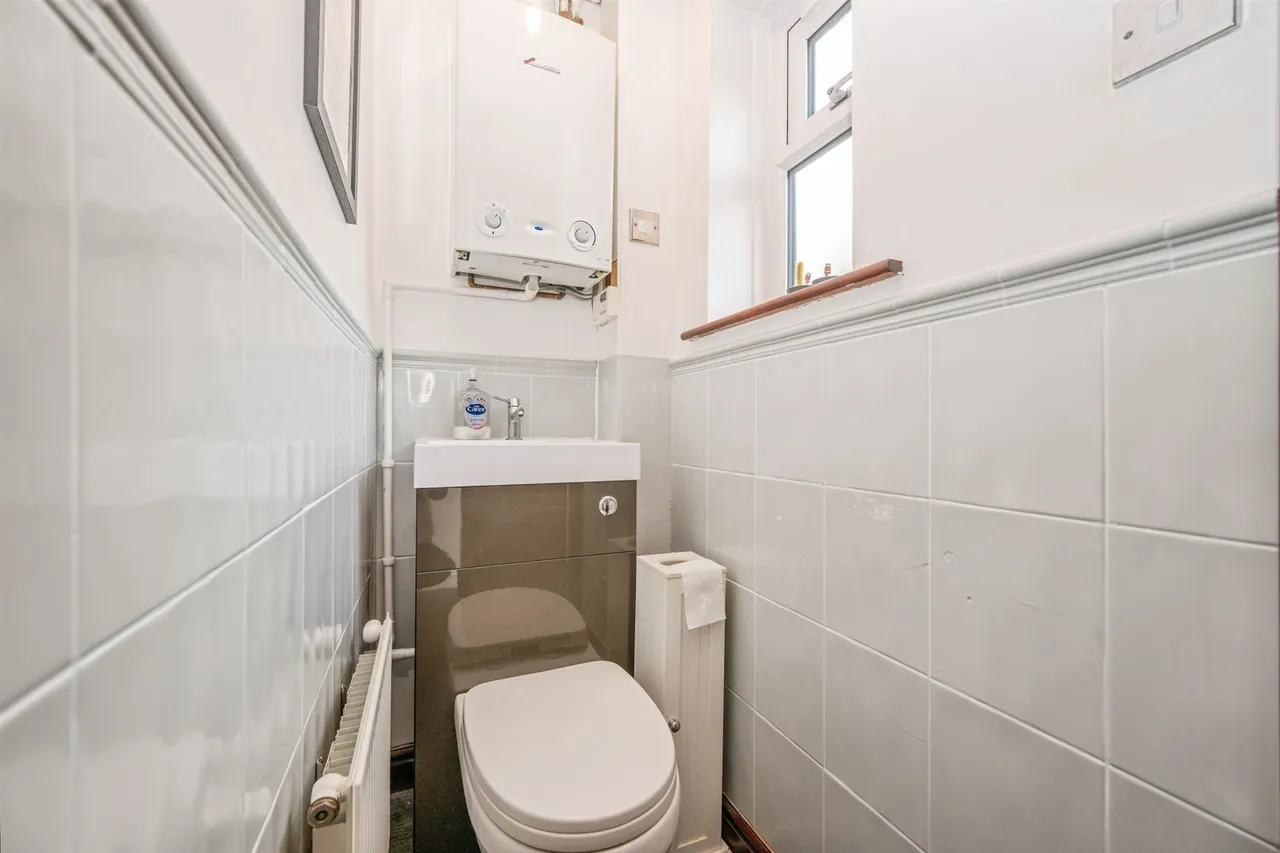 Redwood Drive, Burton-On-Trent, DE15, photo 4