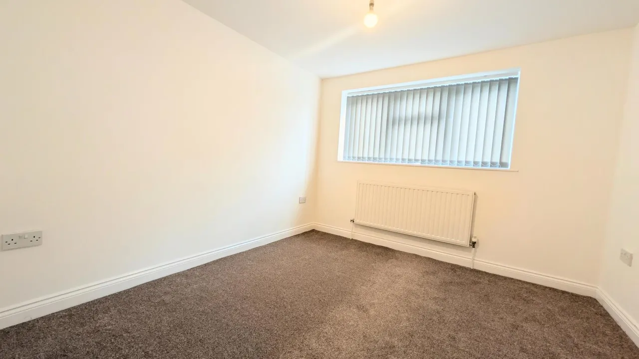 Ritherup Lane, Rainhill, L35, photo 7