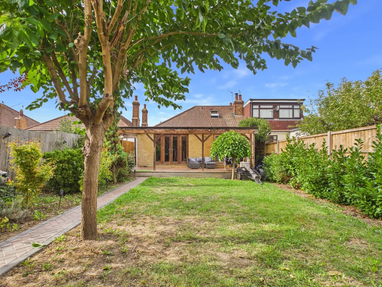Sunbury Road, Feltham, TW13, photo 3