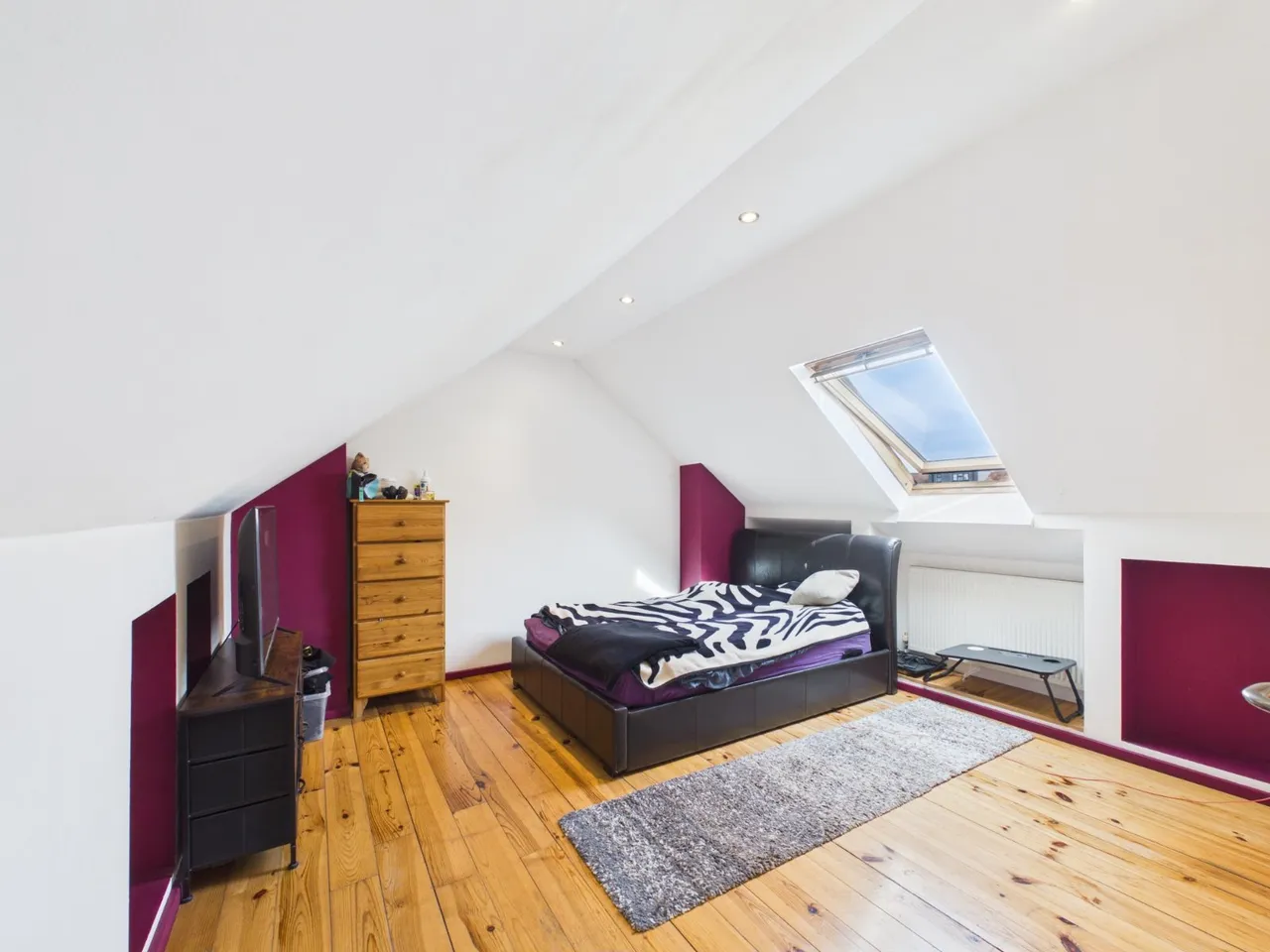 Sunbury Road, Feltham, TW13, photo 13