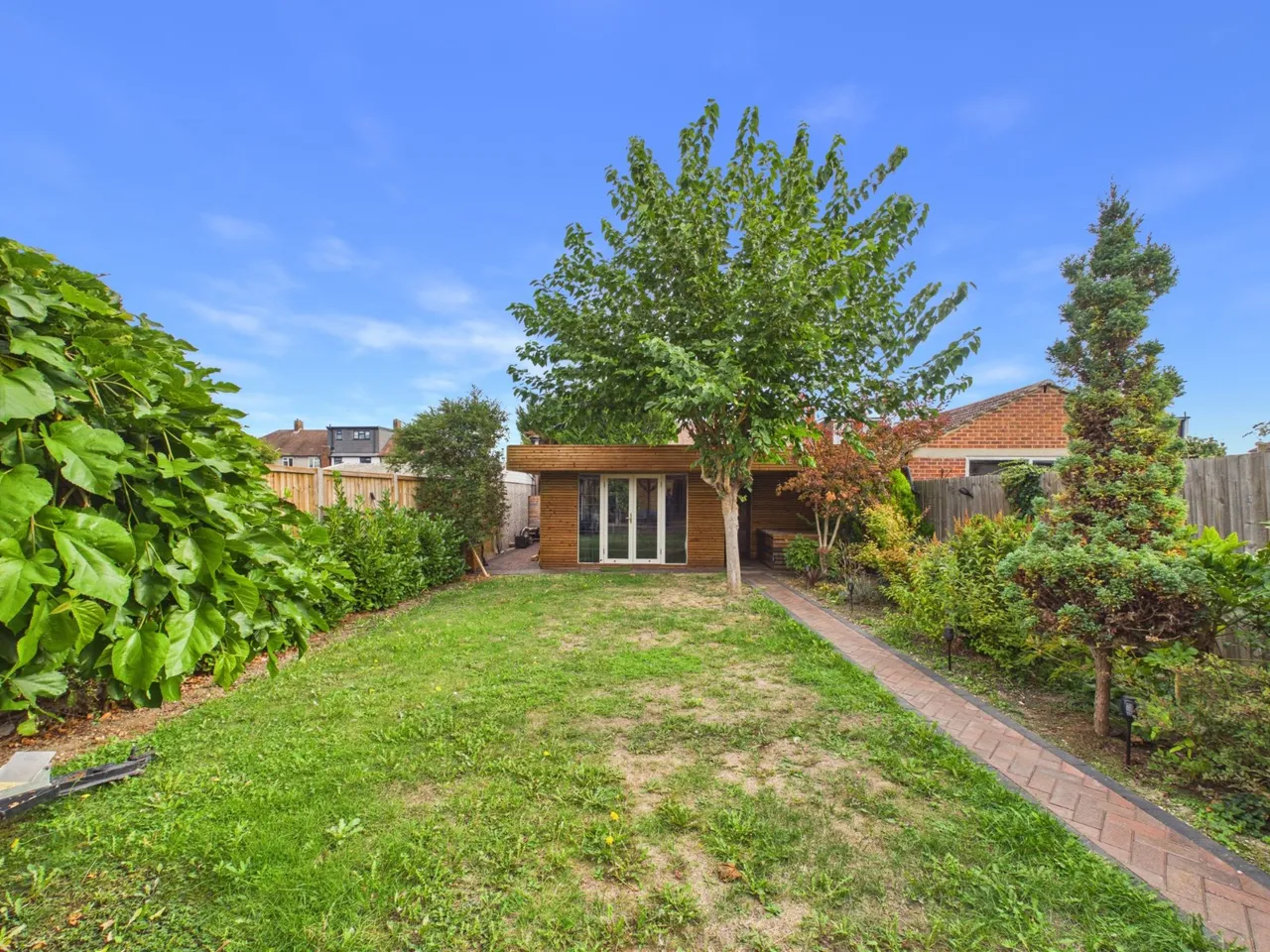 Sunbury Road, Feltham, TW13, photo 17