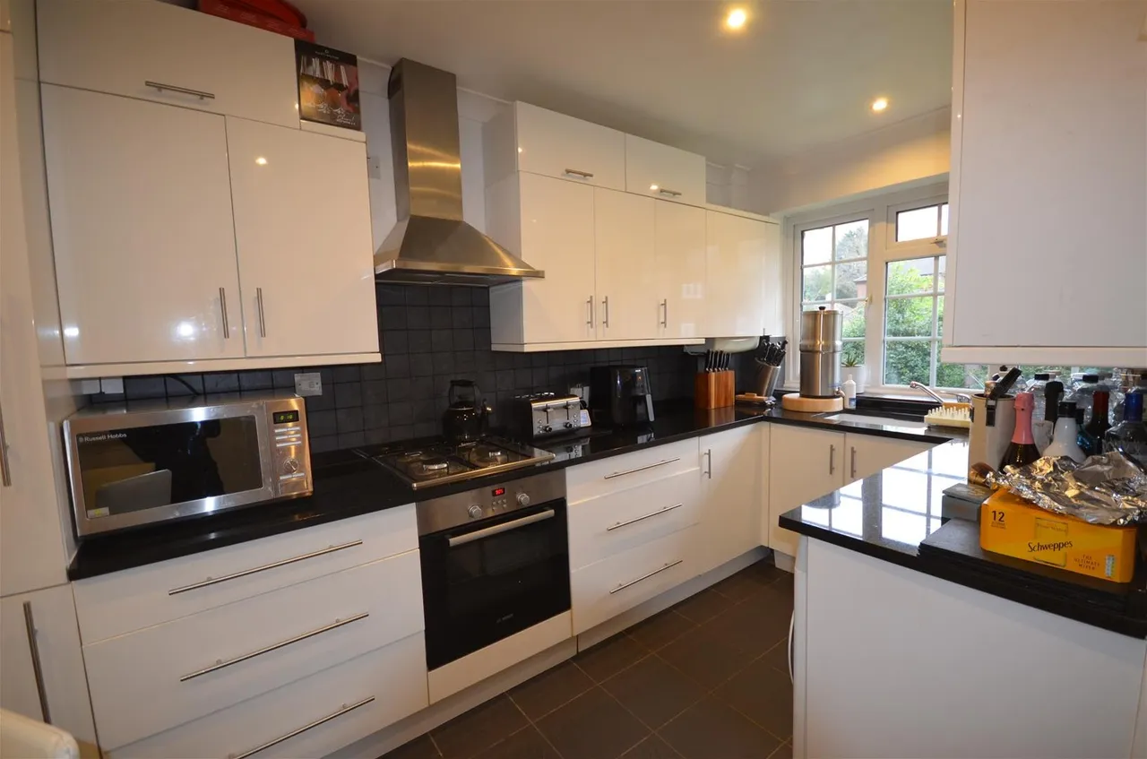 Wildoaks Close, Northwood, photo 6