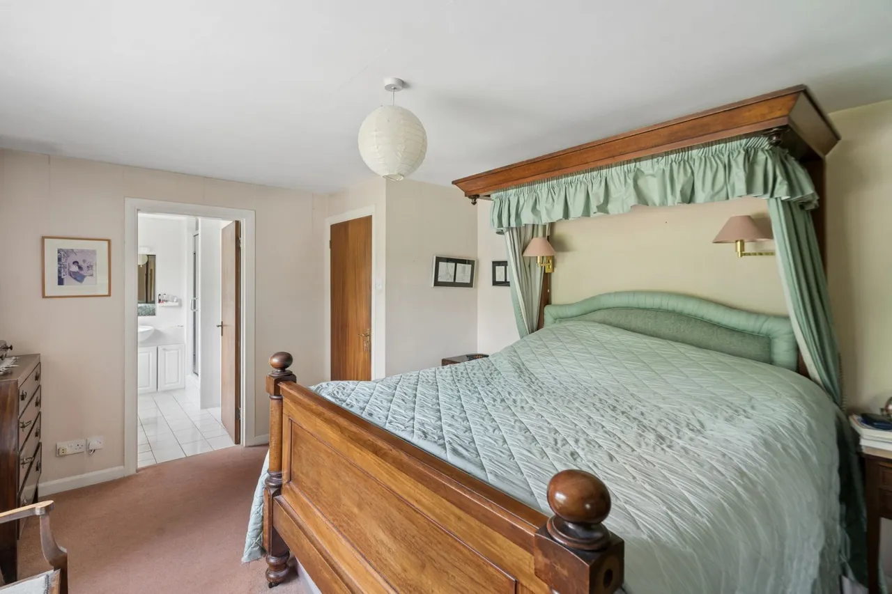 Wattleton Road, Beaconsfield, HP9, photo 9