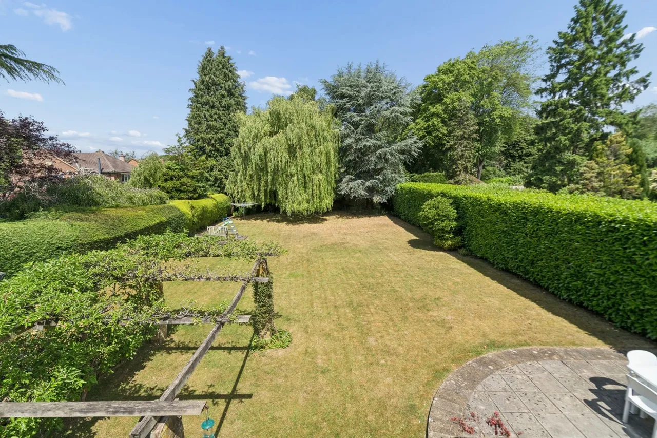 Wattleton Road, Beaconsfield, HP9, photo 4