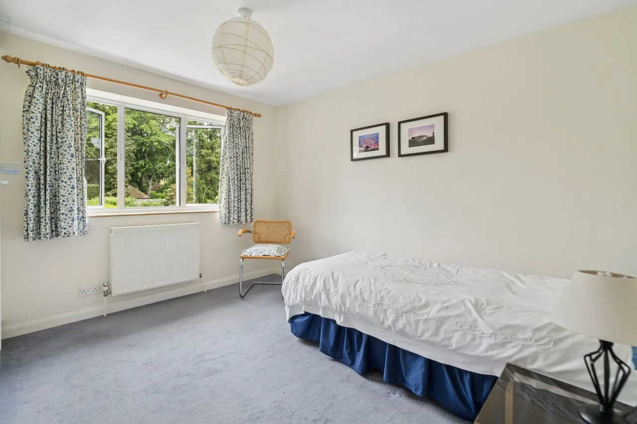Wattleton Road, Beaconsfield, HP9, photo 13