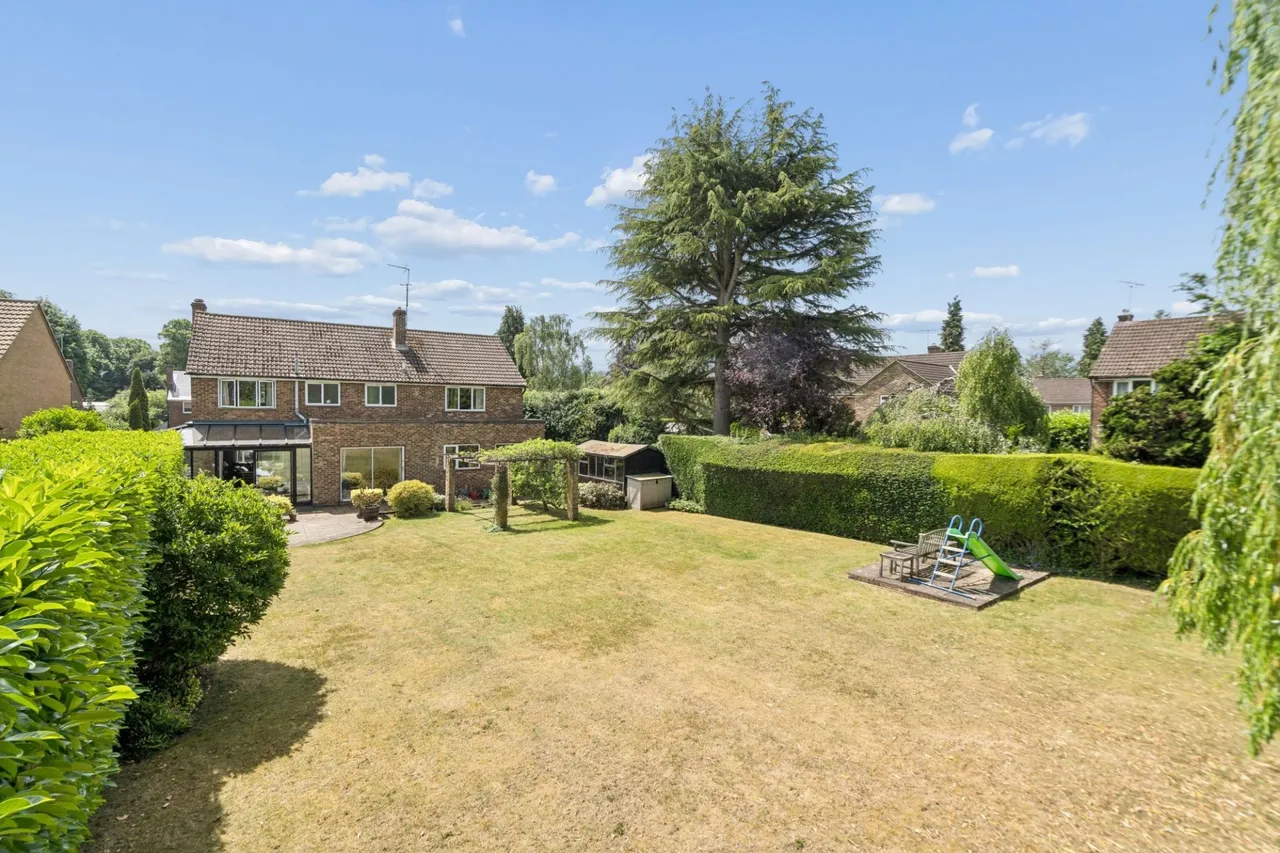 Wattleton Road, Beaconsfield, HP9, photo 19