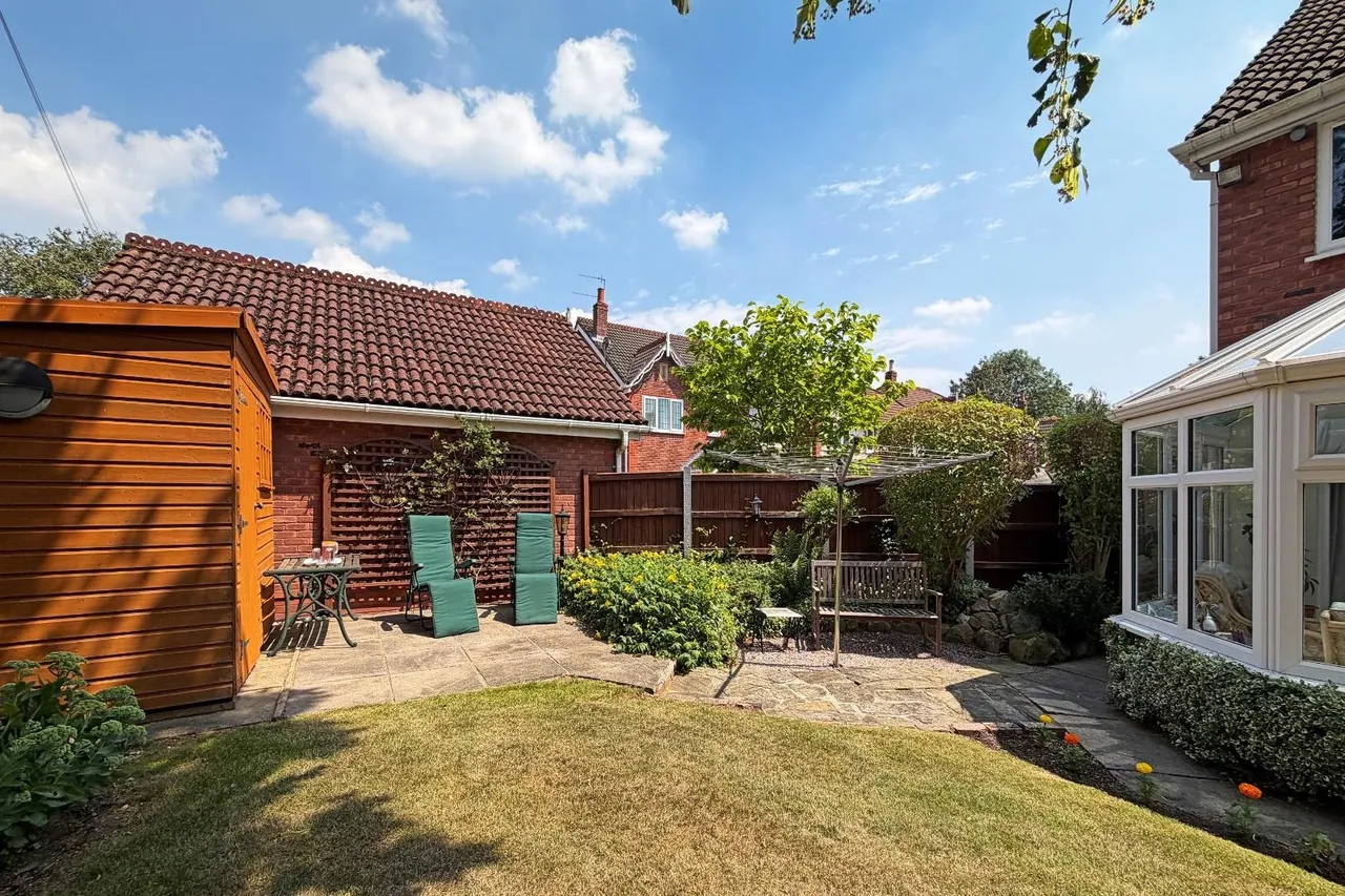 Byrons Drive, Timperley WA15 6JF, photo 27