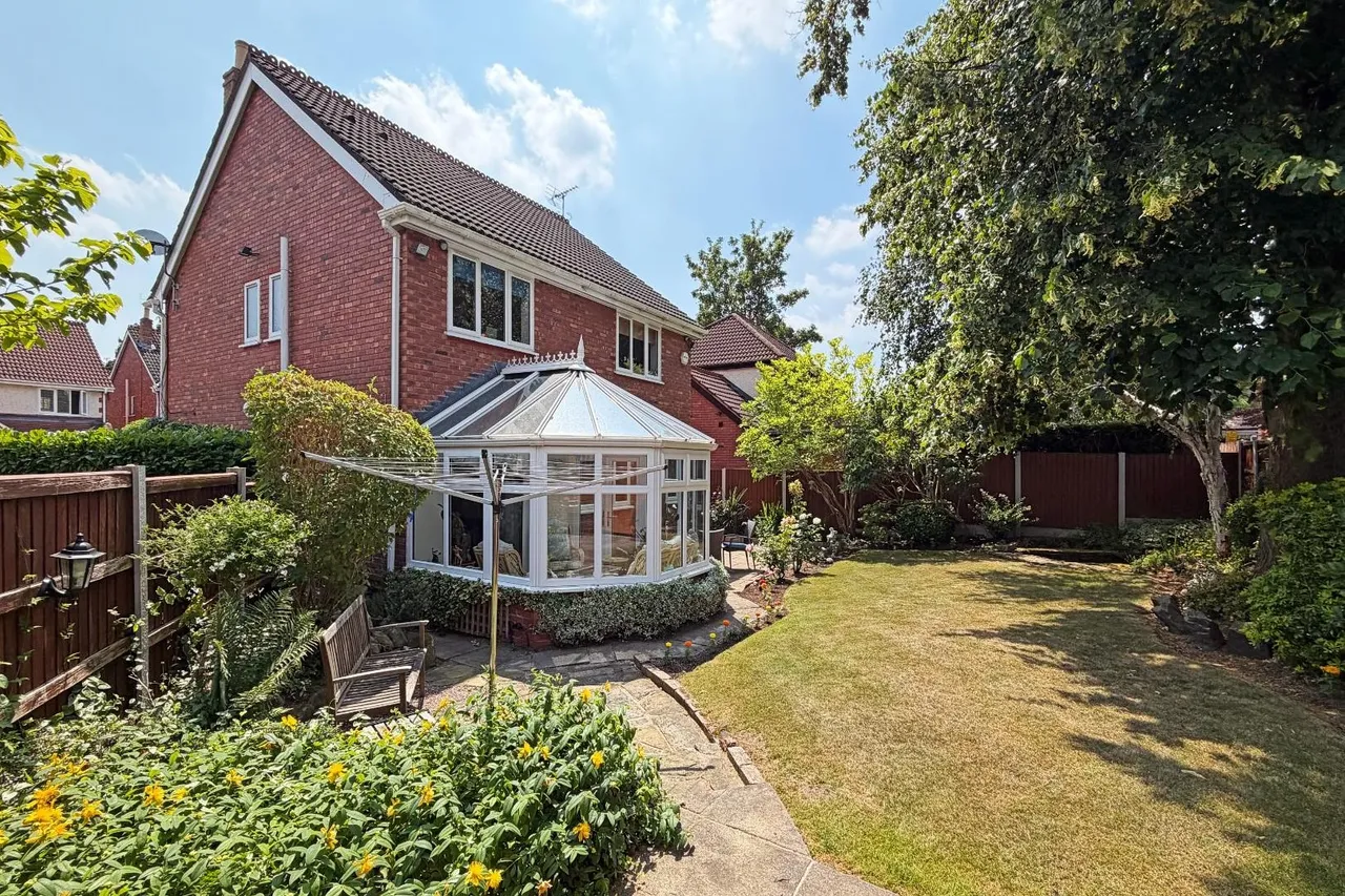 Byrons Drive, Timperley WA15 6JF, photo 6