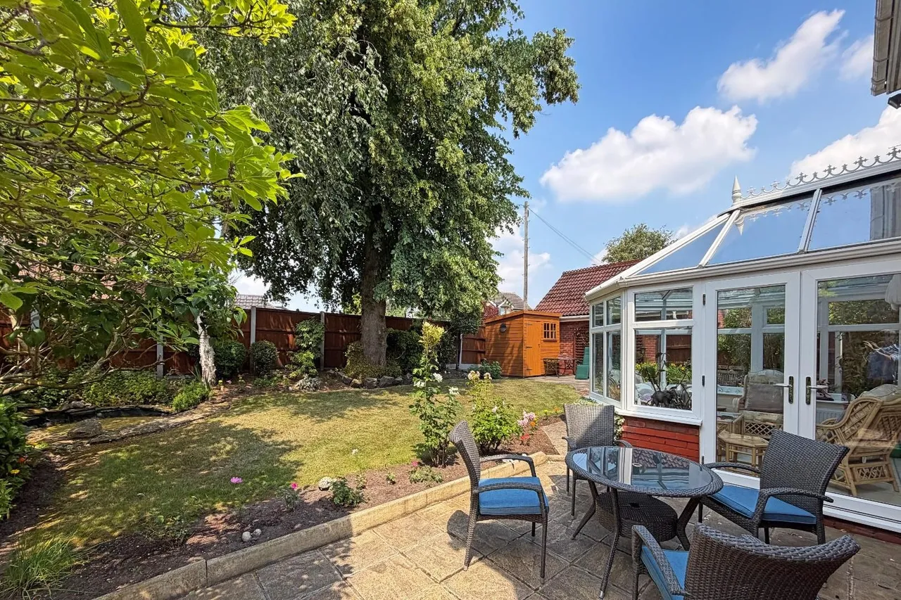 Byrons Drive, Timperley WA15 6JF, photo 5