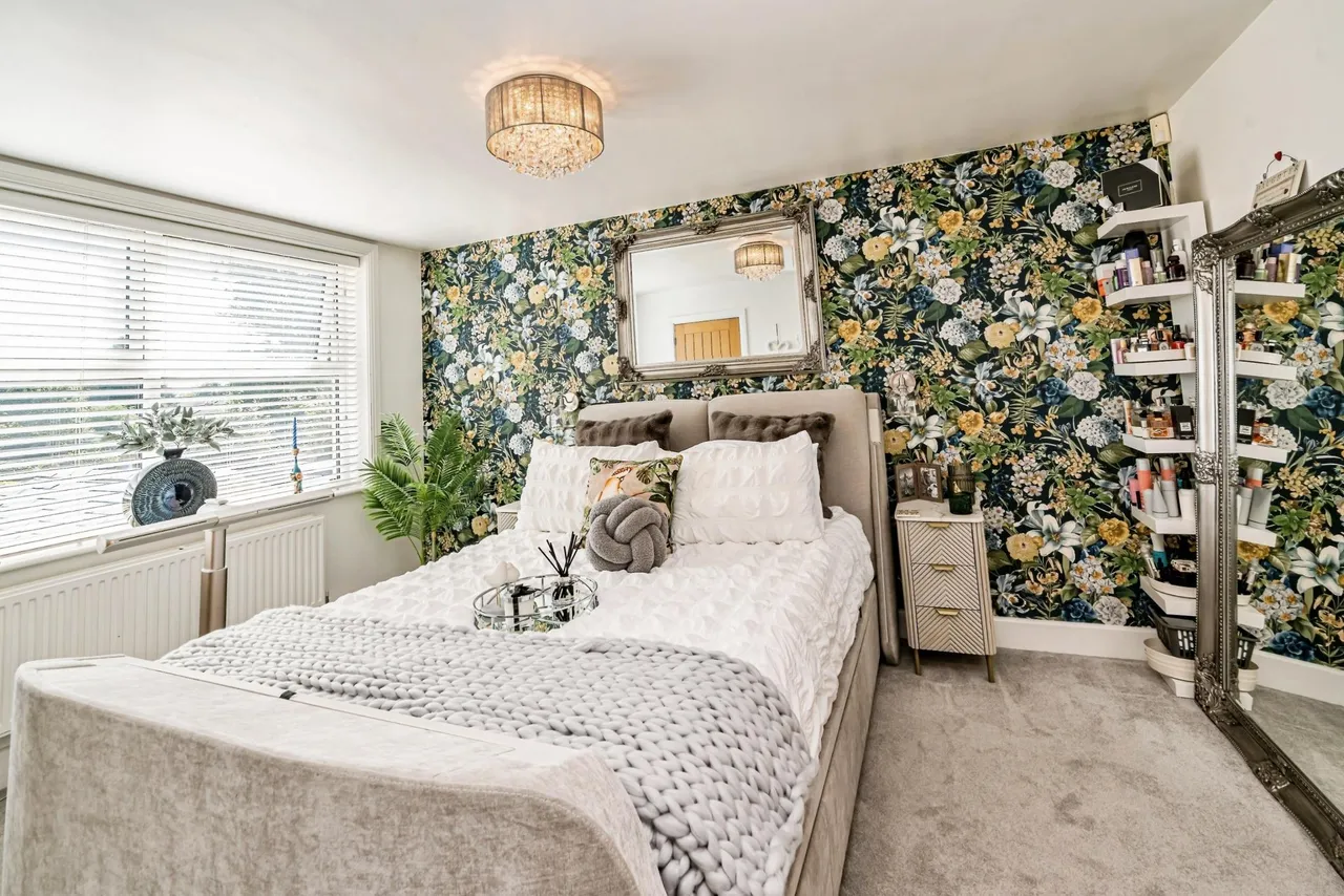 Beech Tree Road, Holmer Green, HP15, photo 10