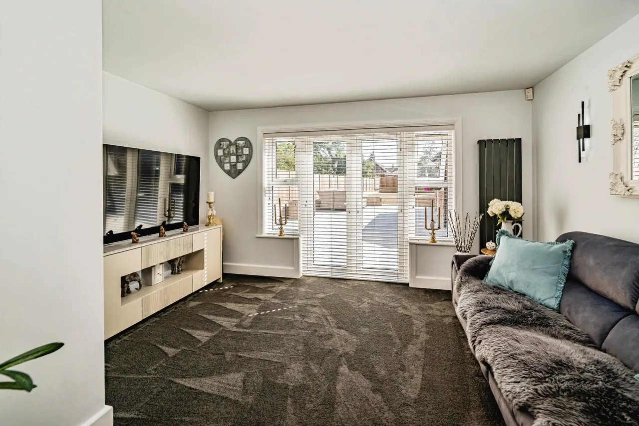 Beech Tree Road, Holmer Green, HP15, photo 18