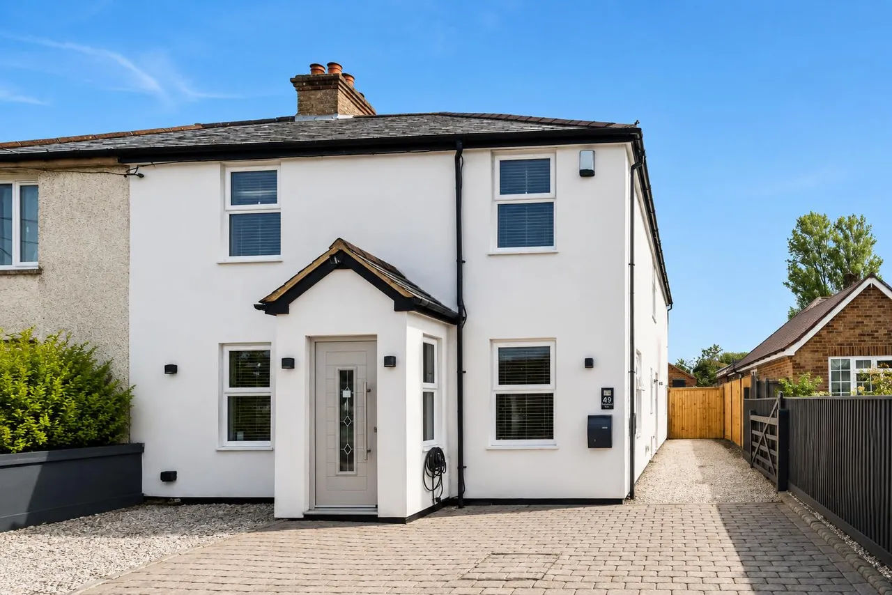 Beech Tree Road, Holmer Green, HP15, photo 32