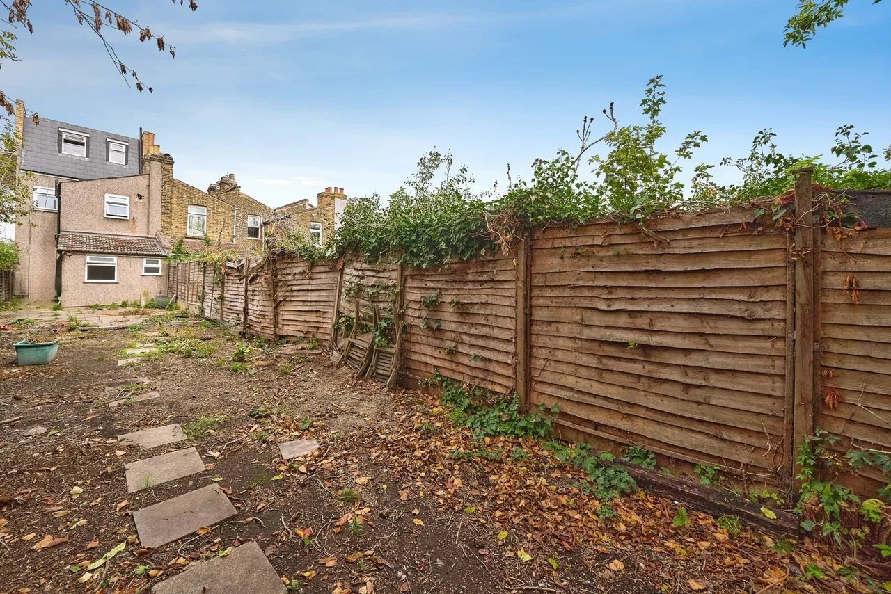 Salisbury Road, London, E7, photo 12