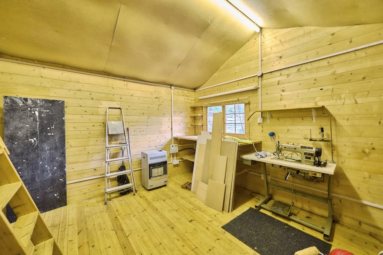 Salisbury Road, London, E7, photo 17