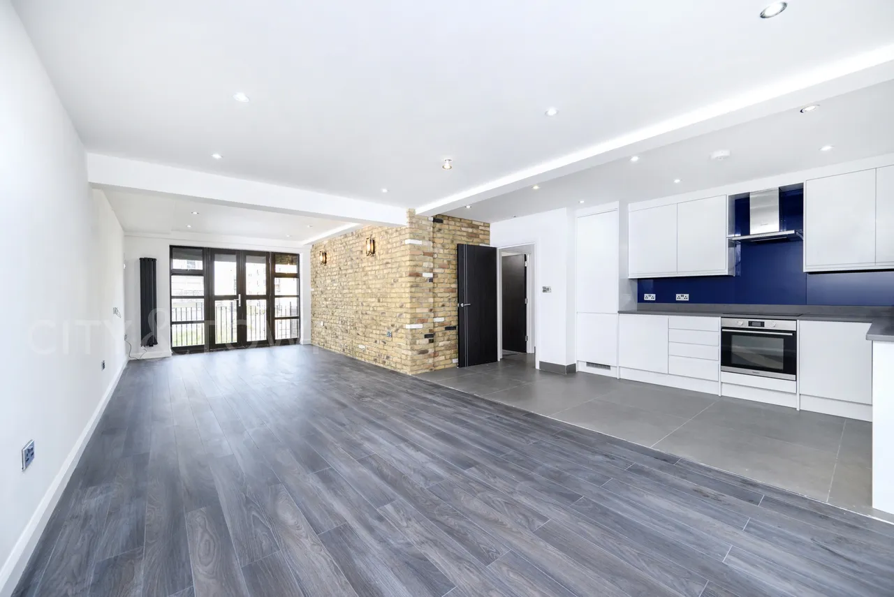 Copperfield Road, Mile End - Limehouse, E3, photo 2