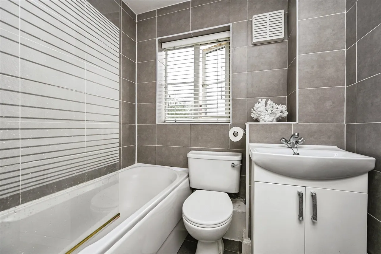 Yoxall Drive, Liverpool, L33, photo 14