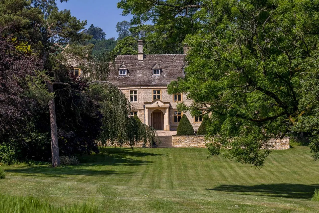 9 bed house for sale — Foxcote, Andoversford, Cheltenham, Gloucestershire, GL54 4LP
