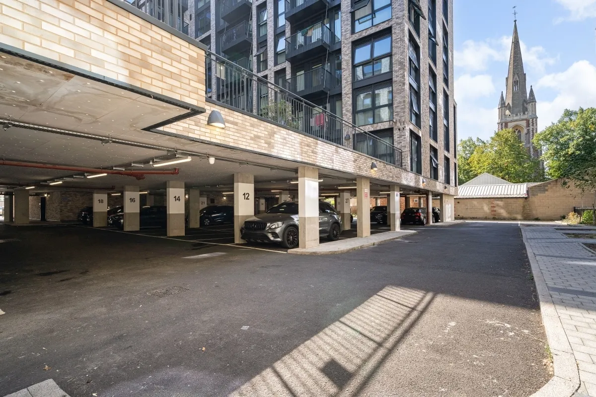Herschel Street Slough SL1, photo 22
