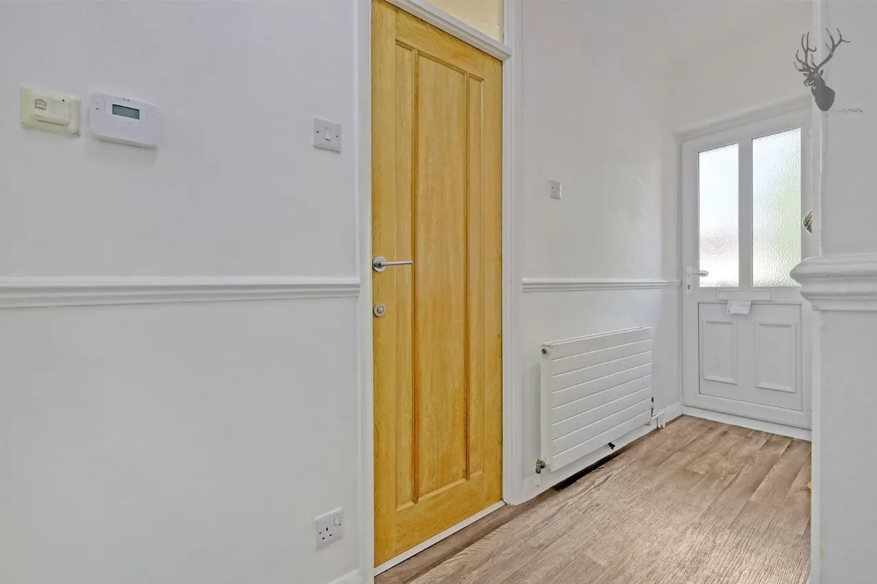Forest Drive, Theydon Bois, CM16, photo 8