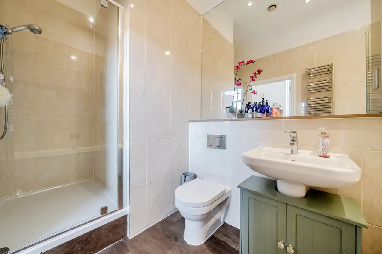 Glanville Way, Epsom, KT19, photo 5