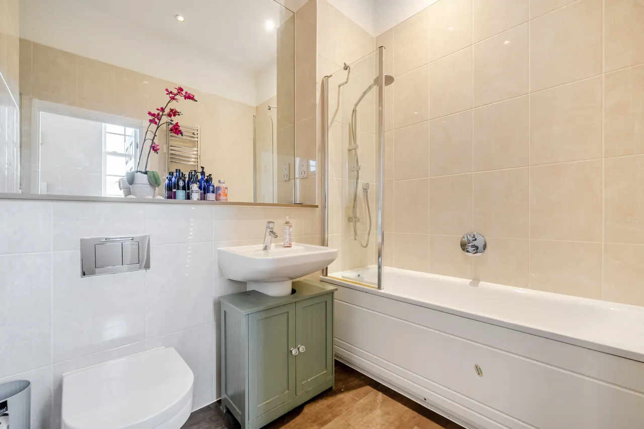 Glanville Way, Epsom, KT19, photo 10