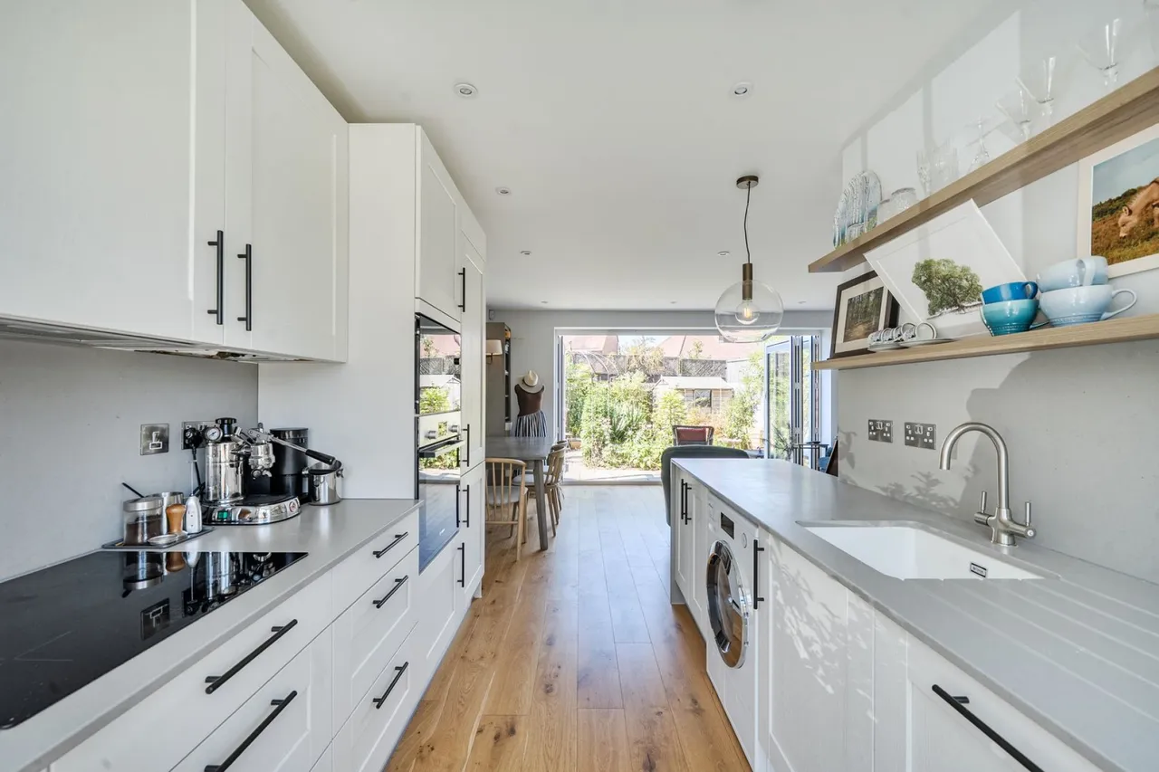 Connaught Place, Brockenhurst, SO42, photo 5