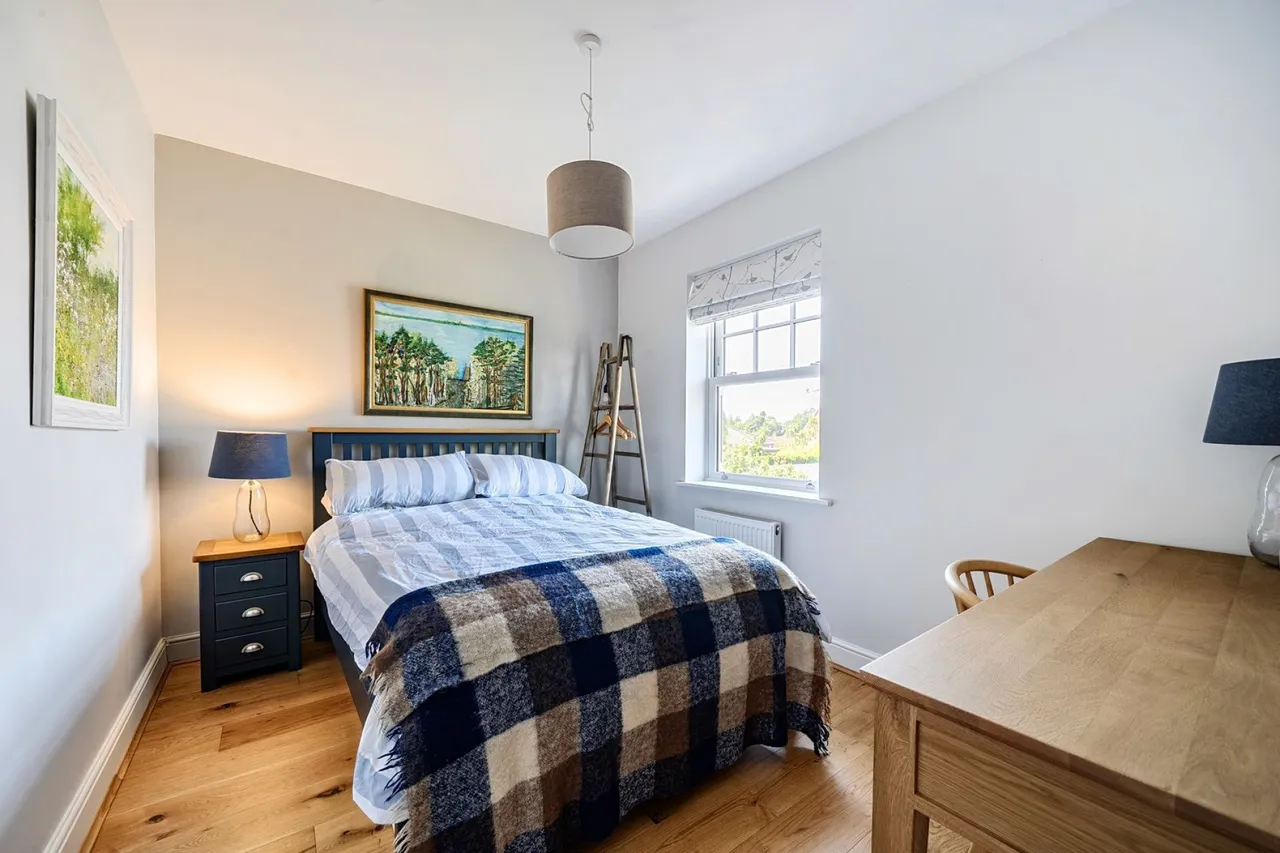 Connaught Place, Brockenhurst, SO42, photo 14