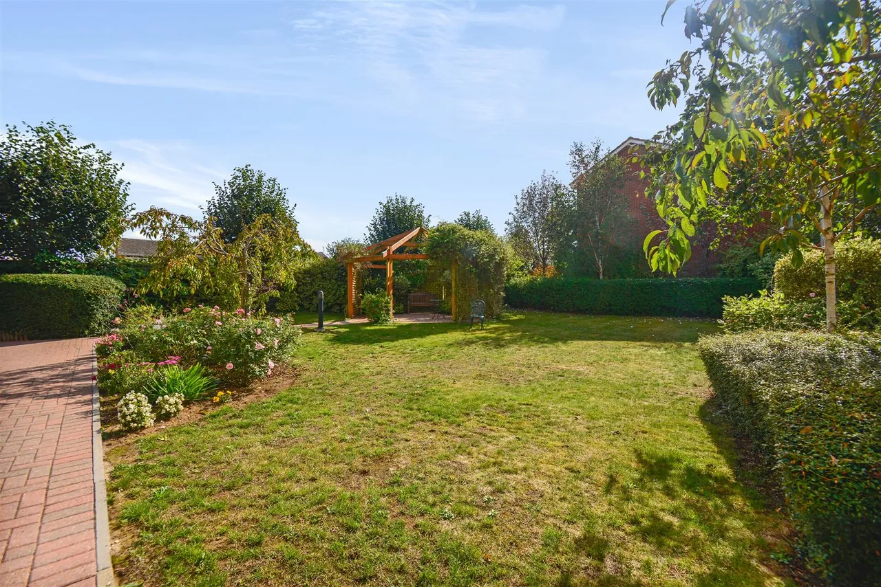 Baldock Road, Royston, SG8, photo 17