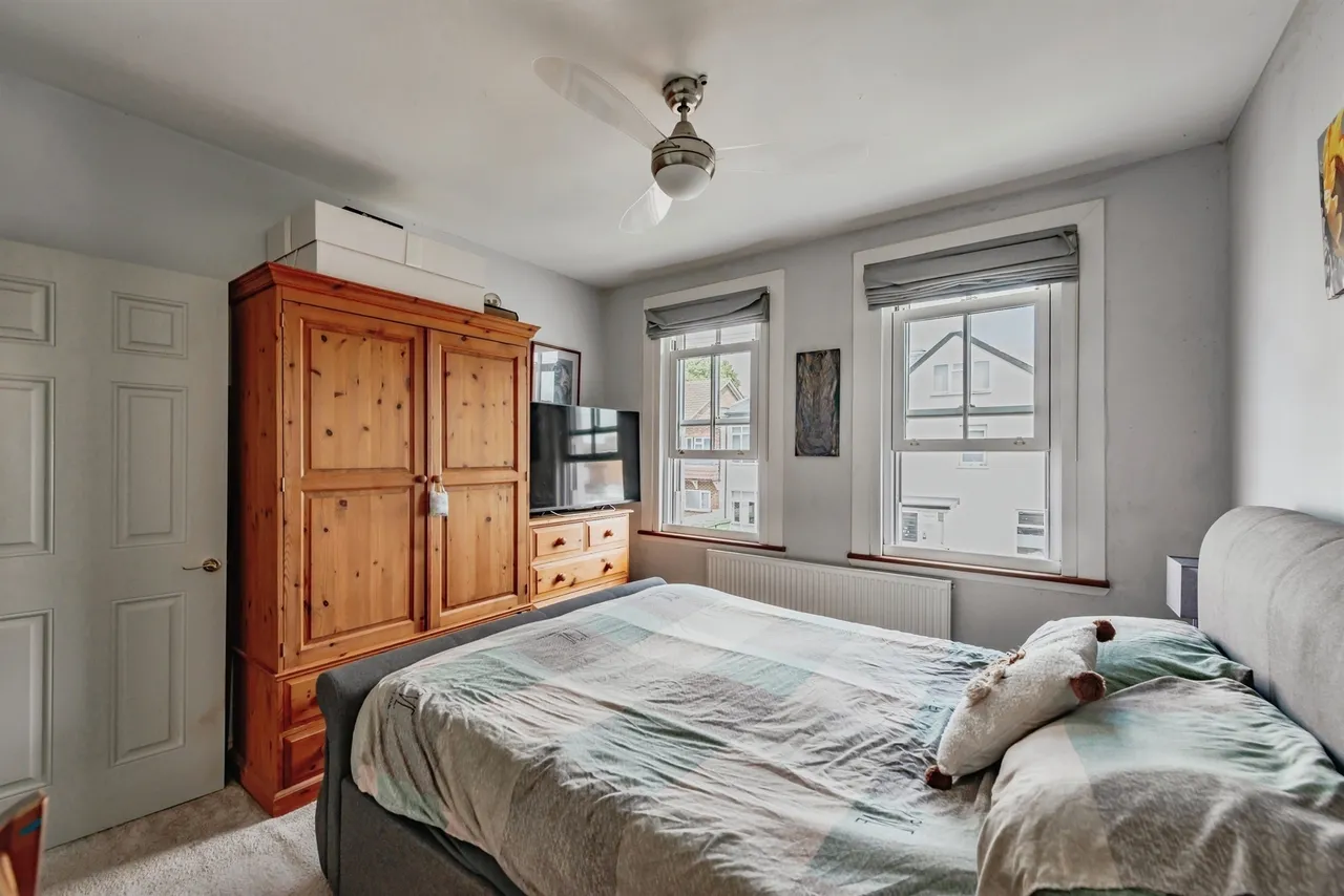Endsleigh Road, Merstham, Redhill, photo 8
