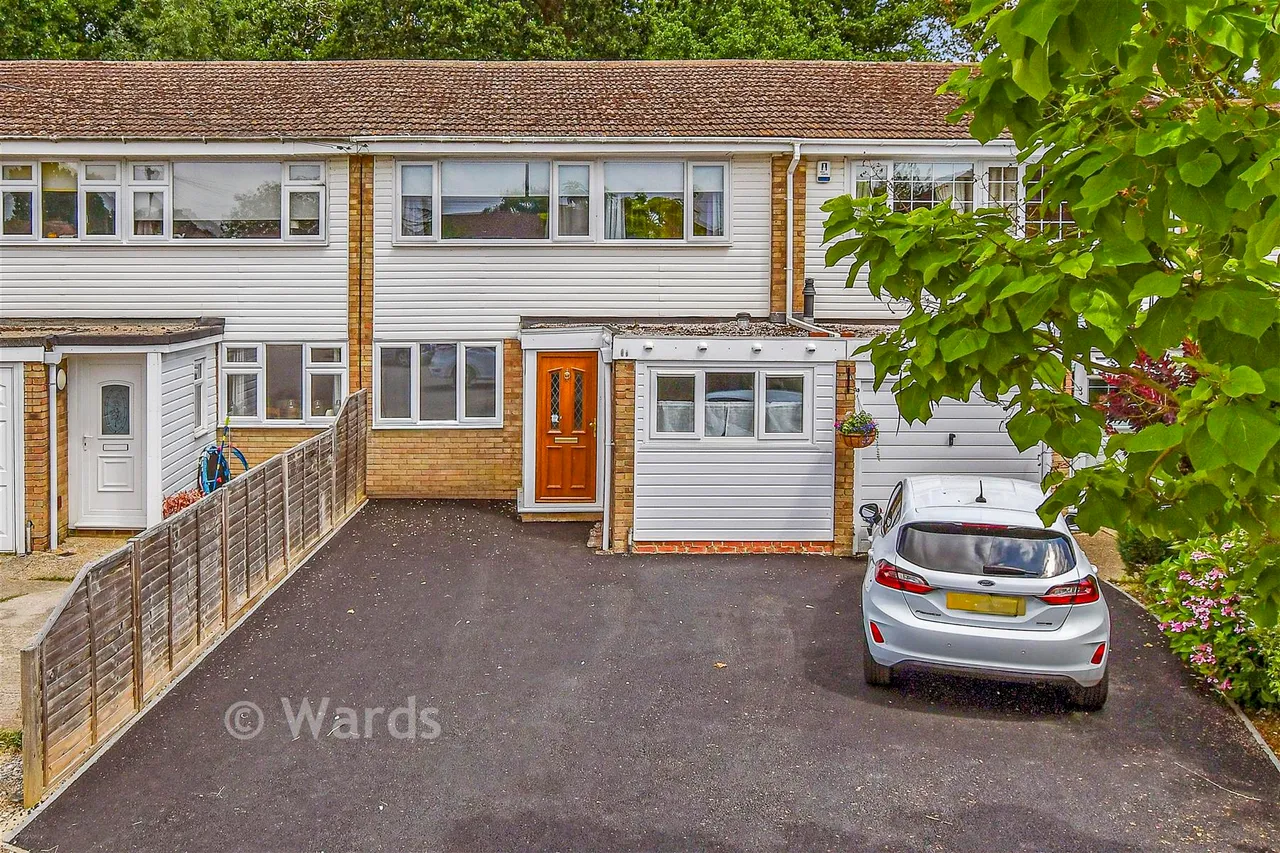 3 bed house for sale, Knaves Acre, Headcorn, TN27