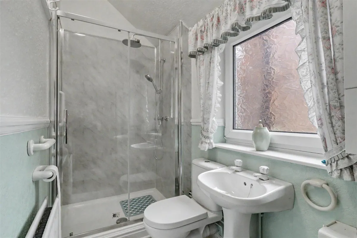 Bagnall Road, Stoke-on-Trent, ST2, photo 13